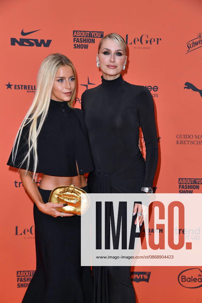Caro Daur und Lena Gercke bei der ABOUT YOU Opera Modenschau in Berlin am 07.10.2026