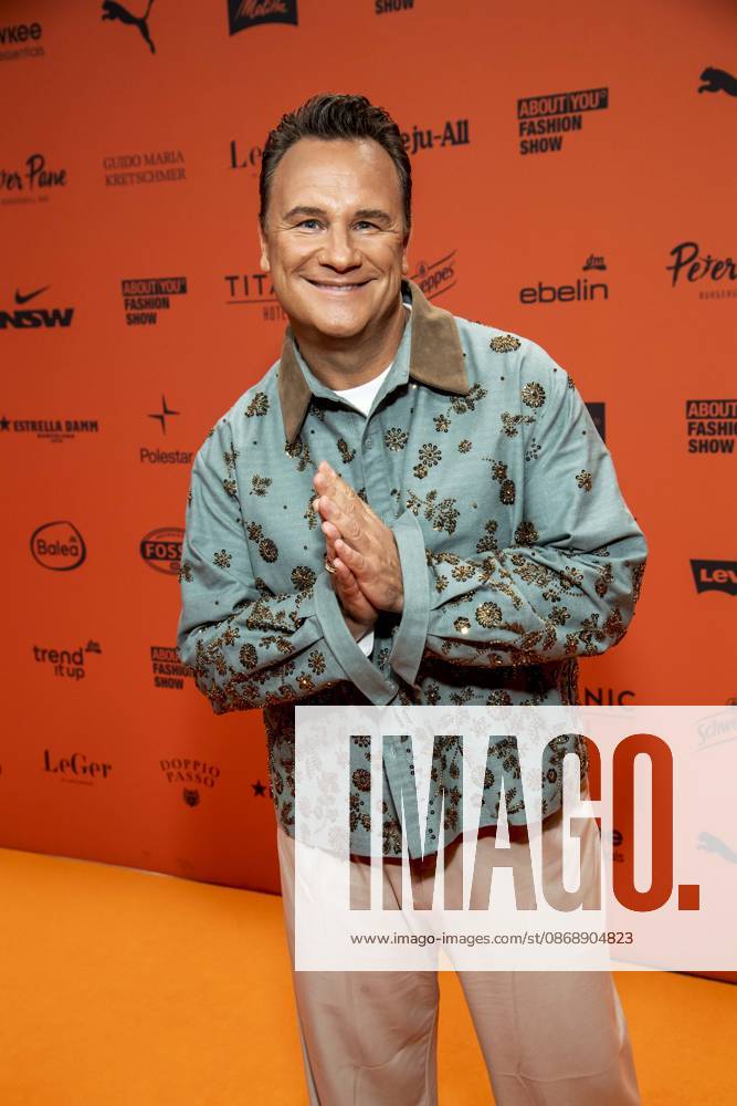 ABB ABOUTYOU- Guido Maria Kretschmer zu Gast auf dem Orangenen Teppich bei der ABOUT YOU Opera Fashion Show im Admiralspalast am 07.10.2026 in Berlin Berlin Deutschland