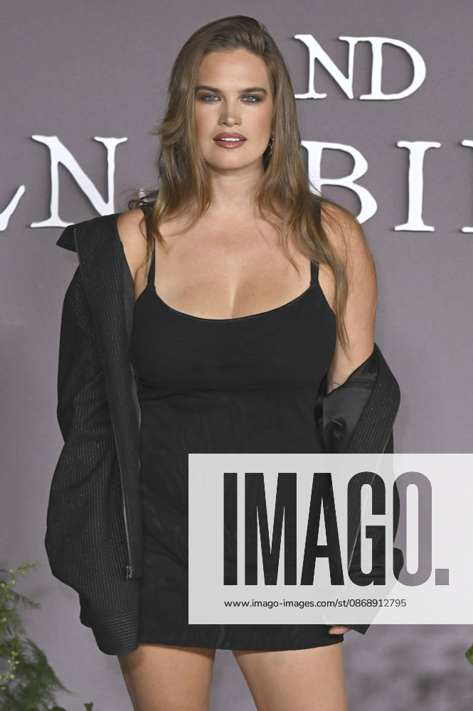 Stormi Henley bei der Premiere des Kinofilms Sense and Sensibility Sinn und Sinnlichkeit im United Theater. Los Angeles