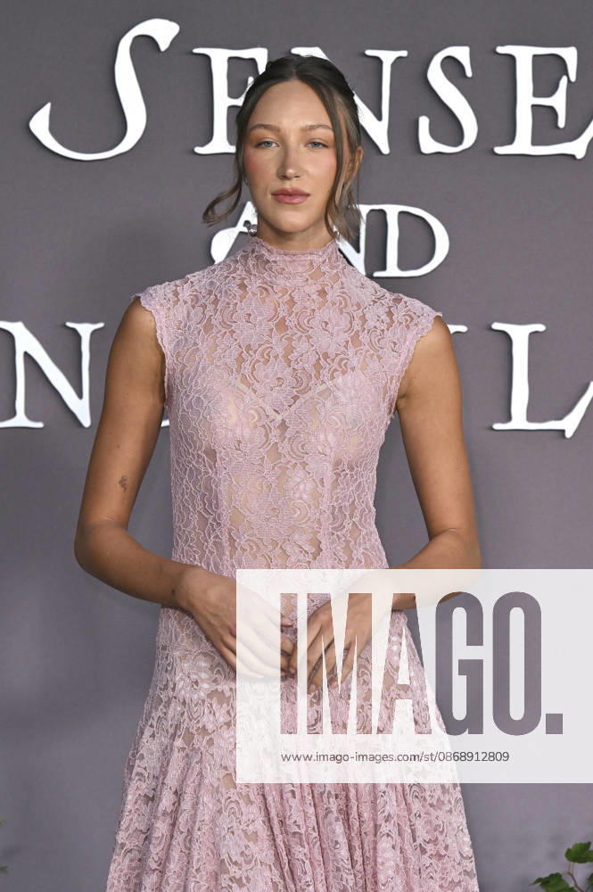 Ava Michelle bei der Premiere des Kinofilms Sense and Sensibility Sinn und Sinnlichkeit im United Theater. Los Angeles