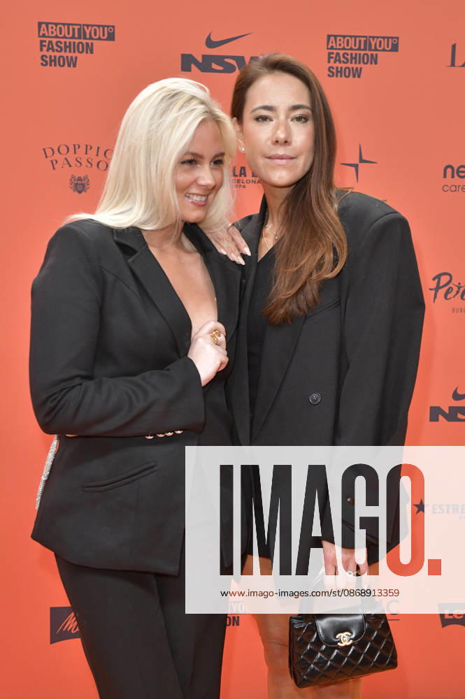 Jo Wünsche und Angela Lanz bei der About You Opera 2026 im Admiralspalast. Berlin