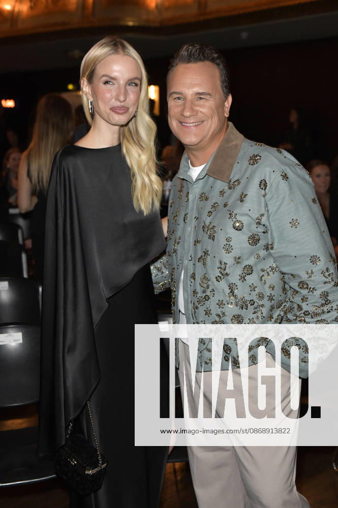 Leonie Hanne und Guido Maria Kretschmer bei der About You Opera 2026 im Admiralspalast. Berlin