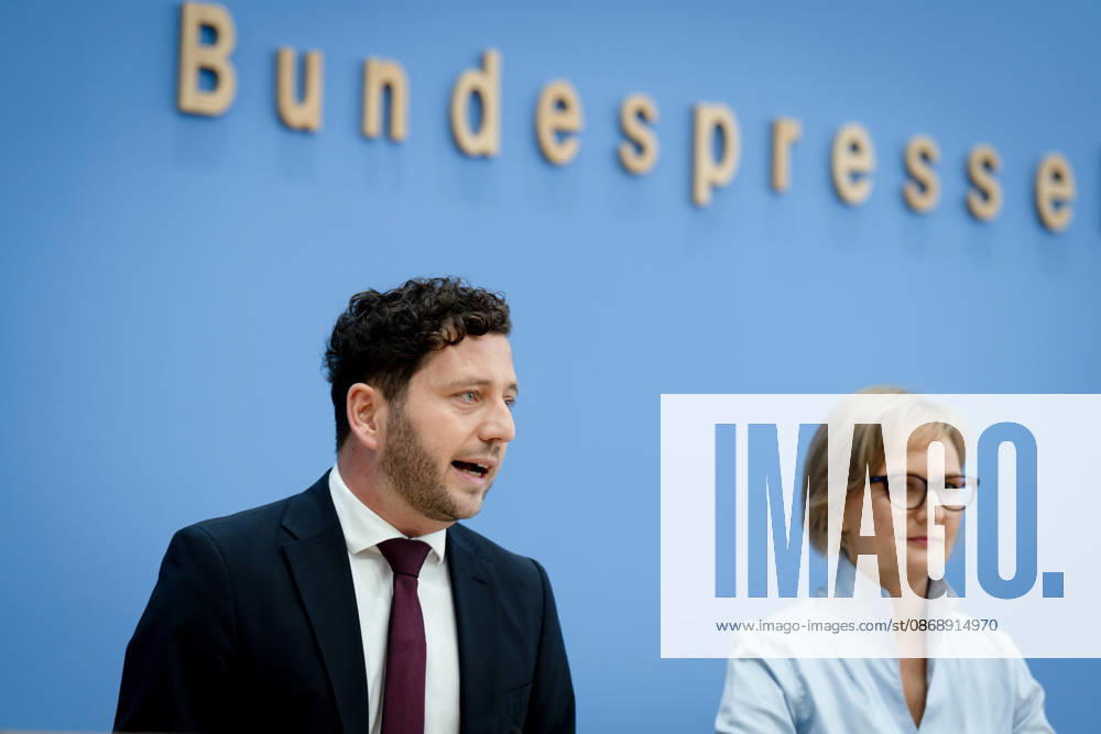 BPK, Bündnis90 Die Grünen, Franziska Brantner, Felix Banaszak Berlin, BPK, Vorstellung des Leitantrages Unser Plan für Deutschland , Franziska Brantner, Bundesvorsitzende, Felix Banaszak, Bundesvorsitzender, Bündnis90 Die Grünen Berlin Berlin GER