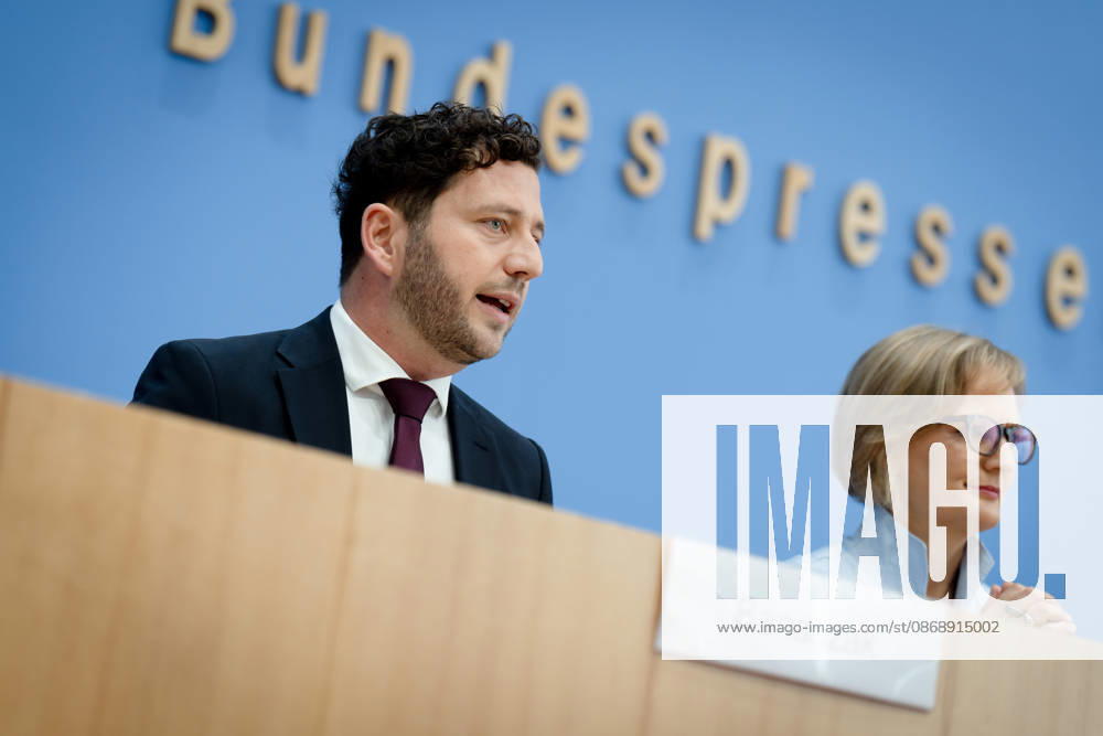 BPK, Bündnis90 Die Grünen, Franziska Brantner, Felix Banaszak Berlin, BPK, Vorstellung des Leitantrages Unser Plan für Deutschland , Franziska Brantner, Bundesvorsitzende, Felix Banaszak, Bundesvorsitzender, Bündnis90 Die Grünen Berlin Berlin GER