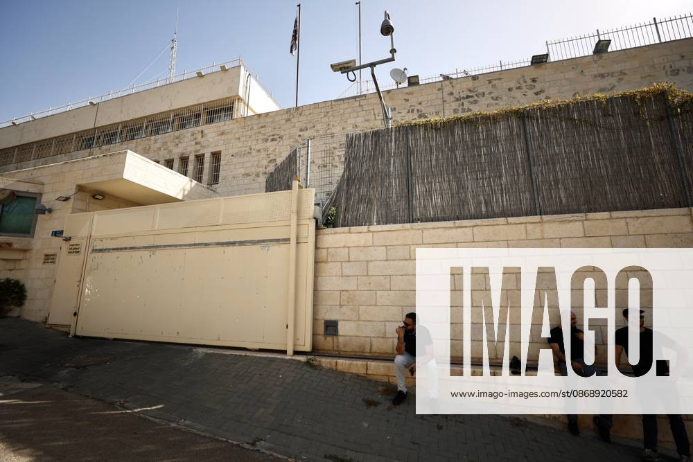 (261008) -- JERUSALEM, Oct. 8, 2026 -- This photo taken on Oct. 8, 2026 shows an exterior view of the British consulate in East Jerusalem. Israeli Foreign Minister Gideon Sa ar announced on Thursday that the British consulate in East Jerusalem had ended its operations on Israel s orders and that the consul general and 19 diplomats would leave the country, citing countermeasures following British measures against Israel. British Foreign Secretary Ed Miliband disputed Israel s legal authority to close the consulate, saying East Jerusalem was occupied territory. (Photo by Xinhua) MIDEAST-JERUSALEM-BRITISH CONSULATE-OPERATIONS ENDING JamalxAwad