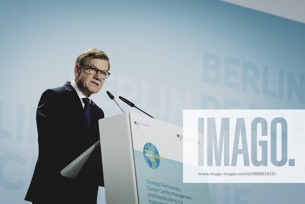 Johann Wadephul (CDU), Bundesaussenminister, aufgenommen im Rahmen des Berlin Peace Dialogue in Berlin, 08.10.2026. Fotografiert im Auftrag des Auswaertigen Amtes. Berlin Deutschland