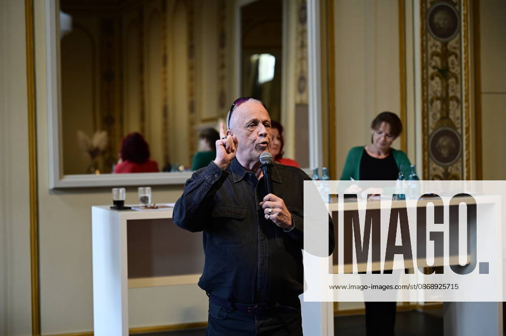 Stefan Hippler beim Pressegespräch und Präsentation des 16. HOPE-Award zur 18. HOPE-Gala Dresden im Schauspielhaus Dresden. Dresden