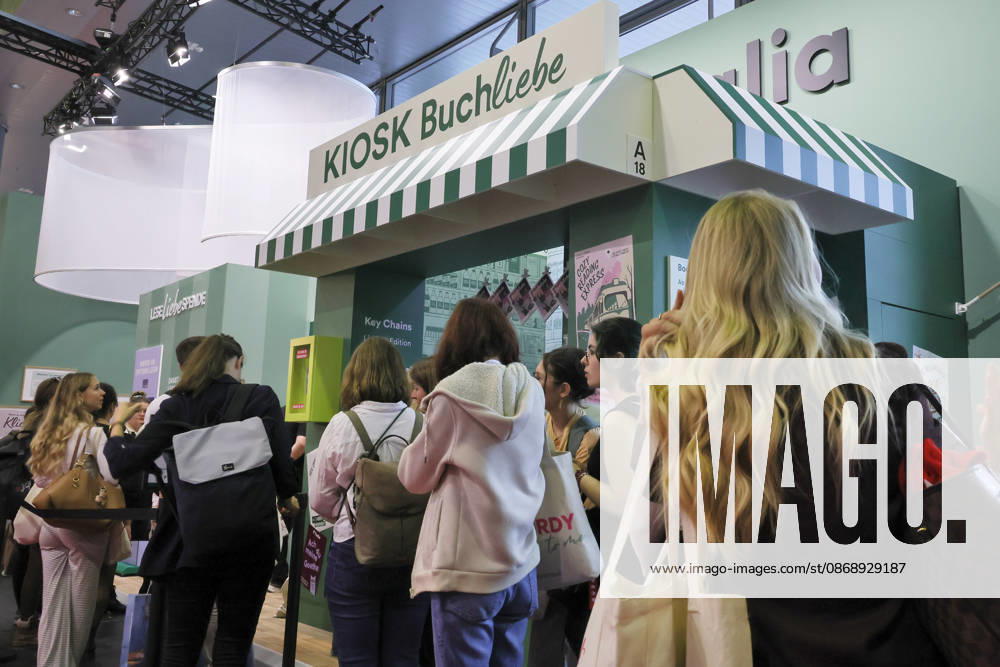 Frankfurt am Main, DEU, Frankfurter Buchmesse. Grosser Andrang bei Thalia