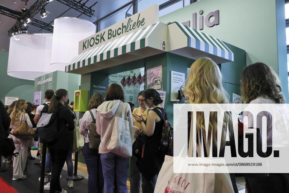Frankfurt am Main, DEU, Frankfurter Buchmesse. Grosser Andrang bei Thalia