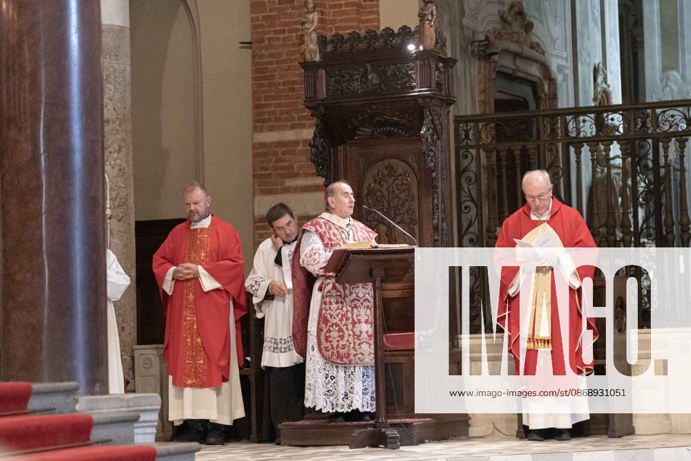 IPA89429913 - Milan, October 8, 26, Basilica of St. Ambrose, Eucharistic celebration marking the 25th anniversary of the Linate plane crash Pictured: Mario Delpini, Archbishop of Milan