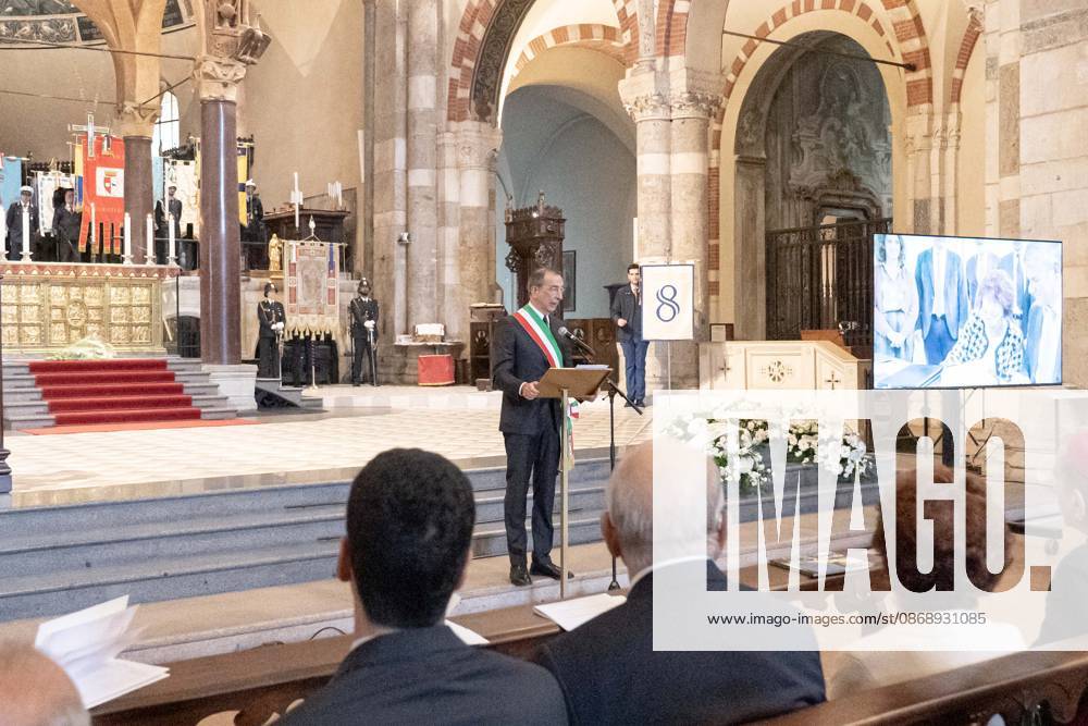 IPA89429965 - Milan, October 8, 26, Basilica of SantAmbrogio, Eucharistic celebration marking the 25th anniversary of the Linate plane crash Pictured: Milan Mayor Giuseppe Sala