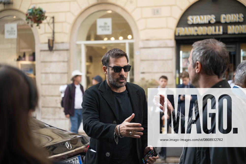 IPA89429583 - Actor Edoardo Leo arriving at the Teatro Sistina for the celebrations marking the 150th anniversary of the Corriere della Sera, in Rome, Italy, on October 8, 2026. Flavio Brancaleone Fotogramma