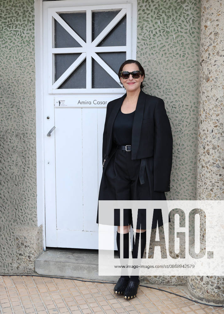 Amira Casar at the unveiling of her beach cabana during the 37th Dinard British and Irish Film Festival, France, on October 8, 2026. Denis Guignebourg, Bestimage. 37th Dinard British Irish Film Festival on October 8, 2026, in Dinard, France. Dinard, France