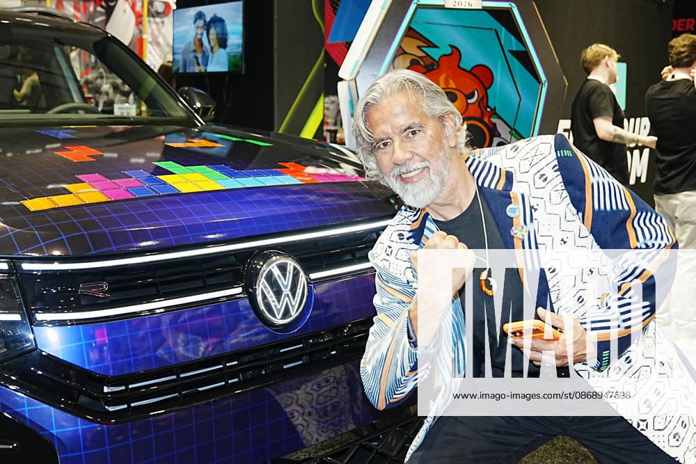 Video game designer and Tetris co-founder HENK ROGERS at 2026 New York Comic Con at the Javits Center on October 8, 2026 in New York. HENK ROGERS is on had to welcome the next evolution of Tetris as it moves into the dashboard of a 2027 Volkswagen Atlas. Volkswagen is bringing Tetris to its vehicles through AirConsole, an in car gaming platform that turns the vehicle s infotainment screen into a gaming display, with smartphones serving as the controllers. The games are designed to be played while the vehicle is parked, creating a new kind of entertainment experience inside the car. New York USA - ZUMAb148 20261008_zap_b148_012