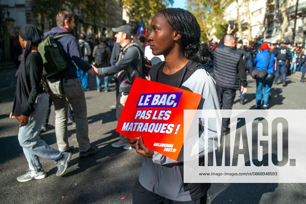 Student Protest - Paris Hundreds of high school students occupy Place de la Bastille in Paris, France on October 8, 2026, following the success of the October 6 protest, calling to continue and amplify the movement. Photo by ABACAPRESS.COM Paris France
