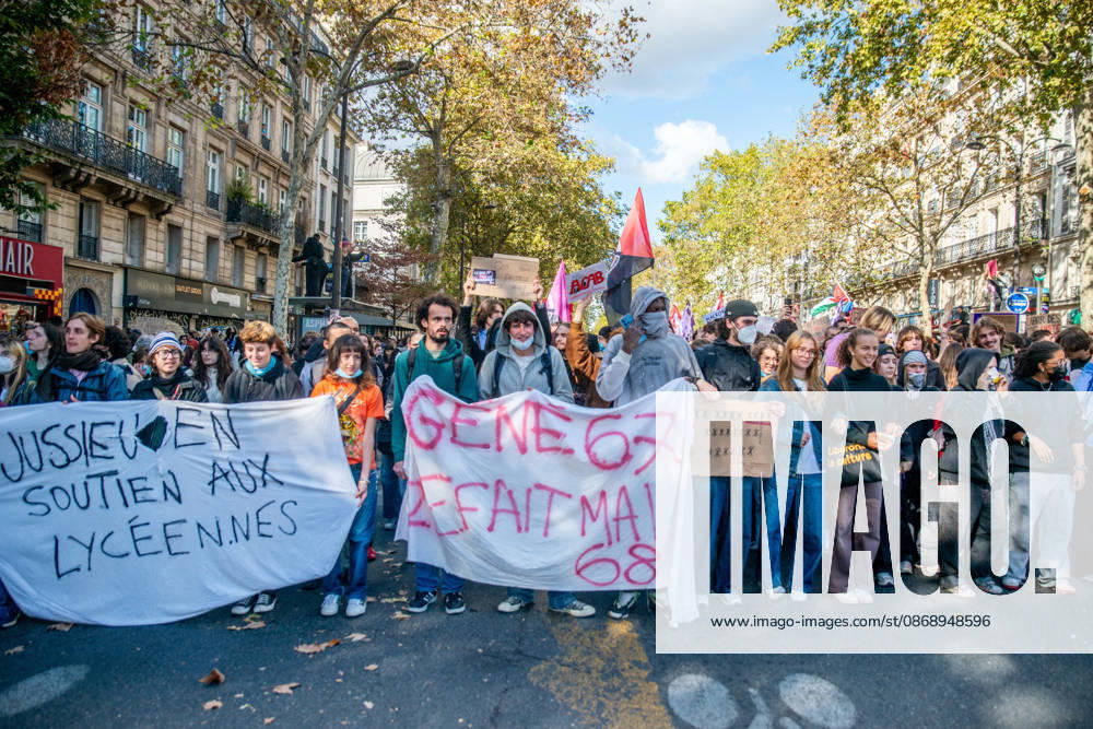 Student Protest - Paris Hundreds of high school students occupy Place de la Bastille in Paris, France on October 8, 2026, following the success of the October 6 protest, calling to continue and amplify the movement. Photo by ABACAPRESS.COM Paris France