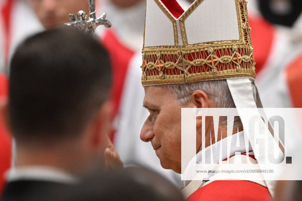 MESSA_PAPA_2026 Italy, Rome, Vatican, 2026 10 8 Pope Leo XIV celebrates Holy Mass for the academic year at the Pontifical Universities in St Peter s Basilica in the Vatican . - NO BOOKS