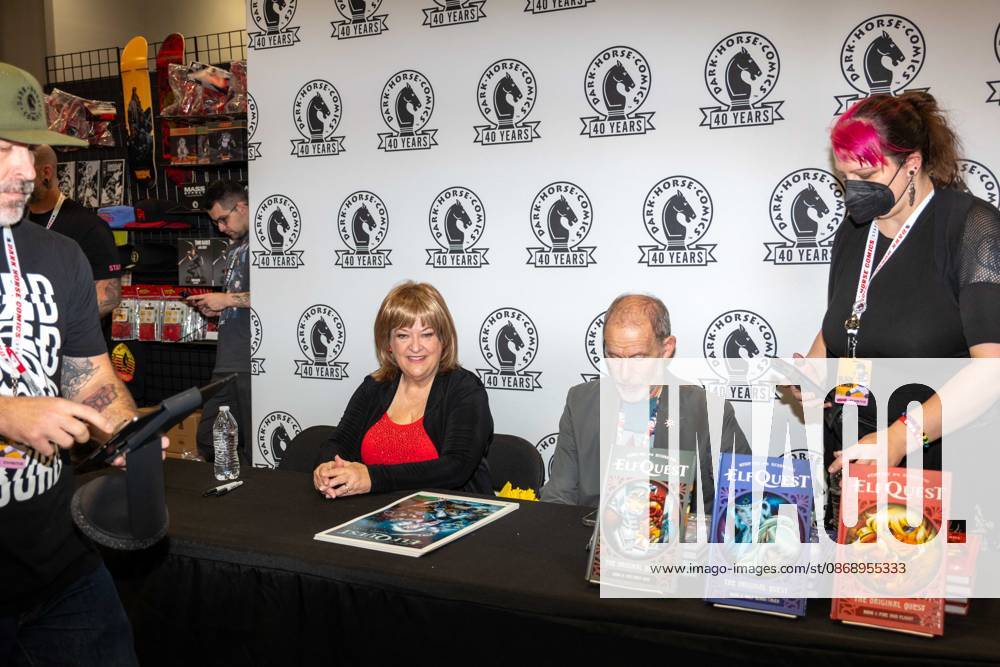 New York, NY- September 25: Wendy Pini & Richard Pini at New York City Comic Con Opening on October 8,2026 . Credit: Camara Porter USA - ZUMAa123 20261008_zaa_a123_010