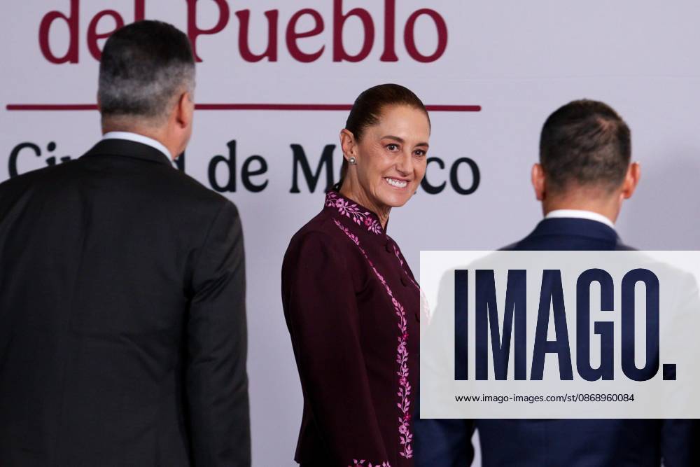 TO-45400- Ciudad de M& xe9;xico. 2026-10 -08. Claudia Sheinbaum Pardo, President of Mexico, during the daily morning press conference in the Treasury Room of the National Palace in Mexico City. Alejandro God& xcd;nez Clasos.com.mx - ZUMAcs4_ 20261008_faa_cs4_009
