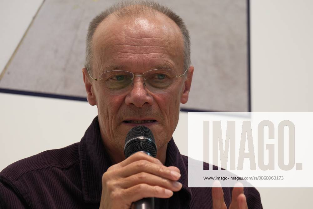 Frankfurt am Main, Messe Frankfurter Buchmesse 2026 Autor Edgar Selge stellt sein Buch vor Juras letzter Winter.