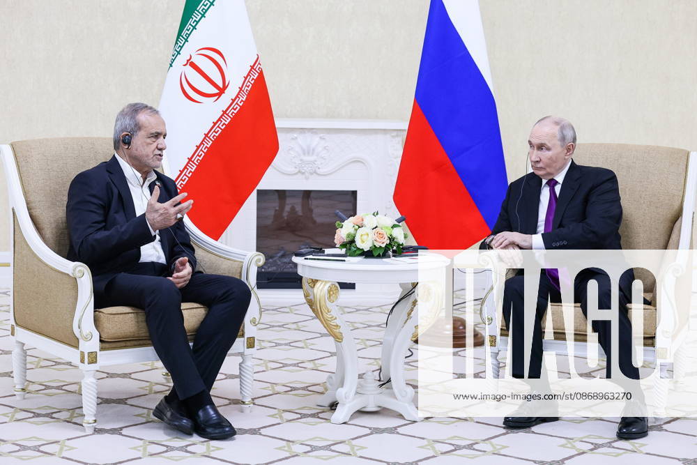 TURKMENISTAN, BALKAN PROVINCE - OCTOBER 8, 2026: Masoud Pezeshkian (L), President of Iran, and his counterpart Vladimir Putin of Russia hold a bilateral meeting in Turkmenbasy Turkmenistan - ZUMAt113 20261008_zaa_t113_732