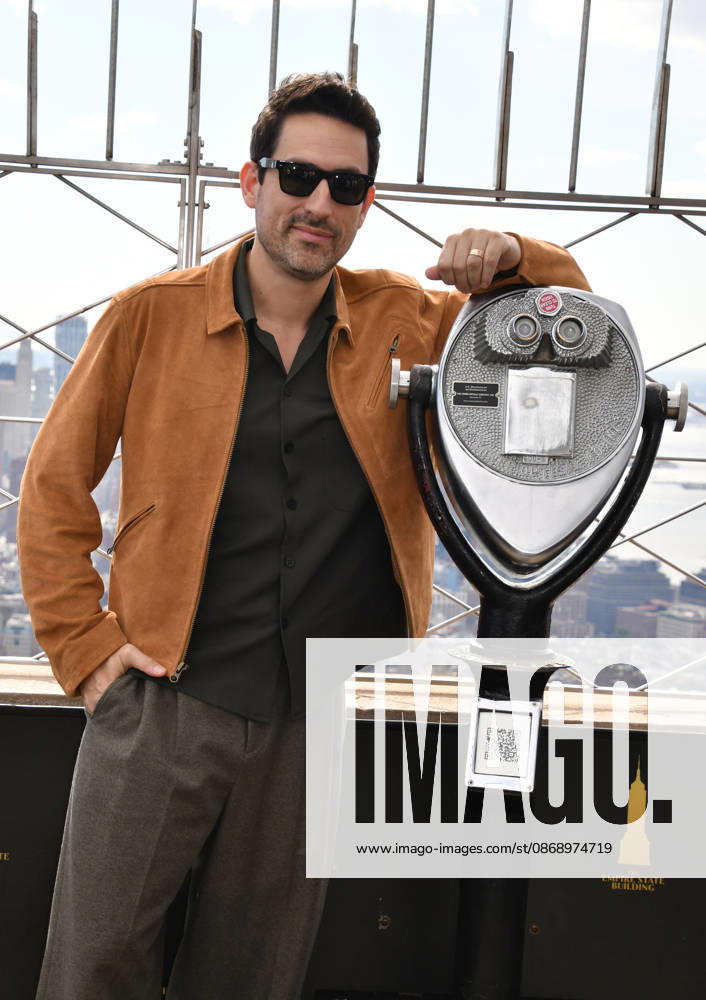 NEW YORK, NY- OCTOBER 8: Ed Weeks at the Empire State Building to Celebrate the Premiere of CBS New Series, Eternally Yours on October 8, 2026 in New York City. Credit: AdMedia New York City USA - ZUMAa123 20261008_zaa_a123_107