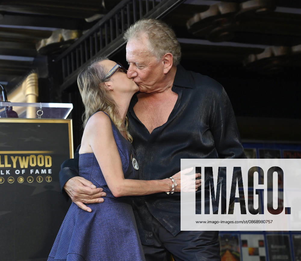 Graham Russell of the rock duo Air Supply is joined by his wife Jodi Russell during an unveiling ceremony honoring the duo with the 2,859th star on the Hollywood Walk of Fame in Los Angeles on Thursday October 8, 2026. LAP20261008019 JIMxRUYMEN