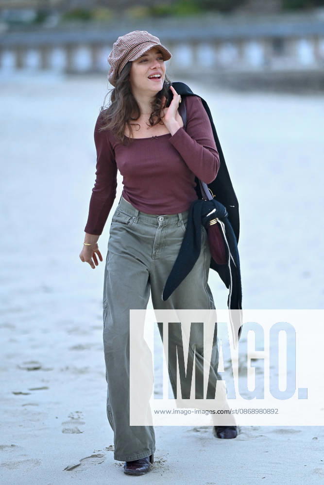 37th Dinard British Irish Film Festival Day 2 FC Jury members Zoe Adjani, attend the inauguration of the beach hut bearing Amira Casar name during Day Two of the 37th Dinard British Irish Film Festival on October 8, 2026 in Dinard, France Photo by Franck Castel ABACAPRESS.COM Dinard