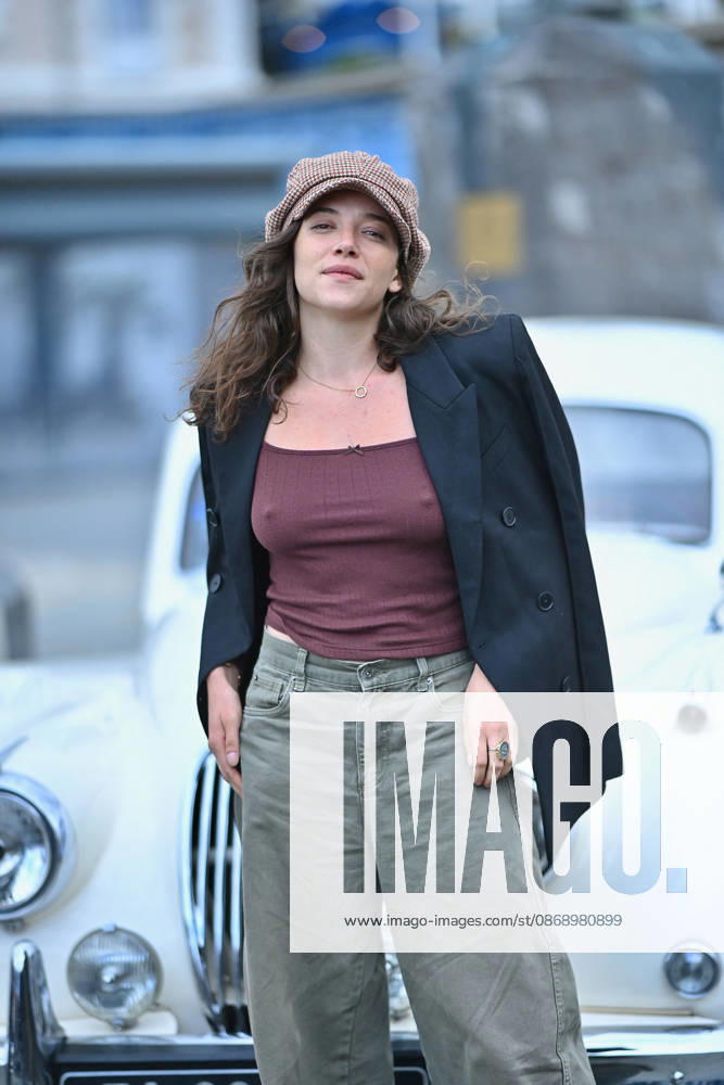 37th Dinard British Irish Film Festival Day 2 FC Jury members Zoe Adjani, attend the inauguration of the beach hut bearing Amira Casar name during Day Two of the 37th Dinard British Irish Film Festival on October 8, 2026 in Dinard, France Photo by Franck Castel ABACAPRESS.COM Dinard