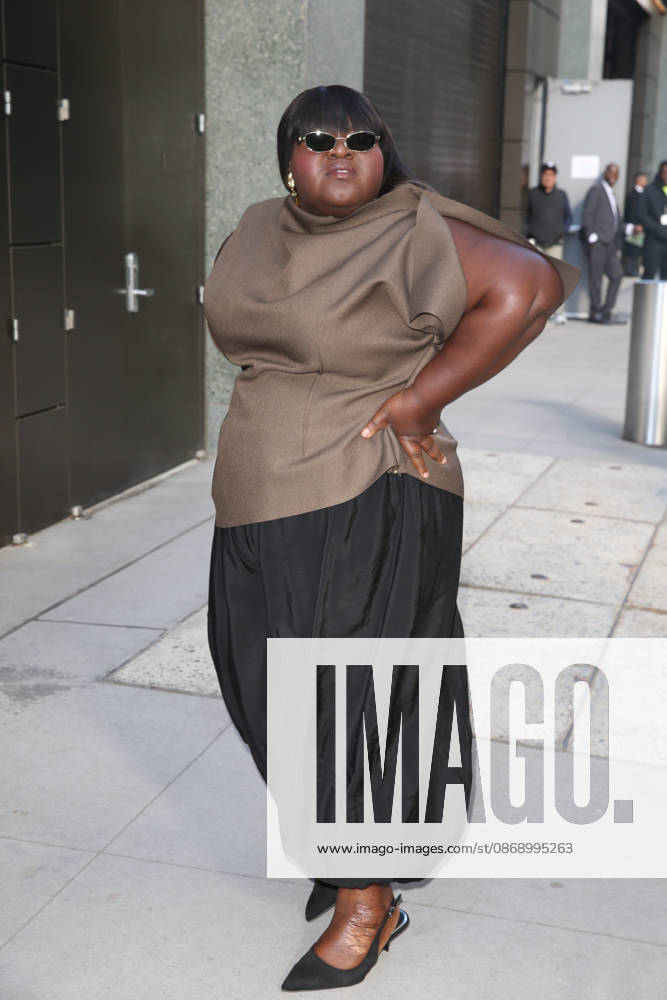 GABOUREY SIDIBE arrives at ABC Studios New York USA - ZUMAh16_ 20261008_zaf_h16_039