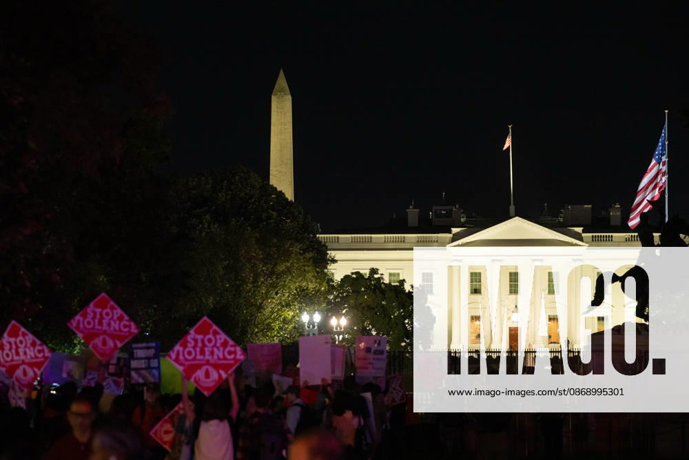 Demonstrators gather near the White House during a nationwide day of action against sexual violence in Washington. The demonstration is part of the â€oeI Am Jane Doe†movement supporting a former Cornell University student who alleges she was sexually assaulted by members of a fraternity in 2024. Washington United States - ZUMAk206 20261008_znp_k206_037