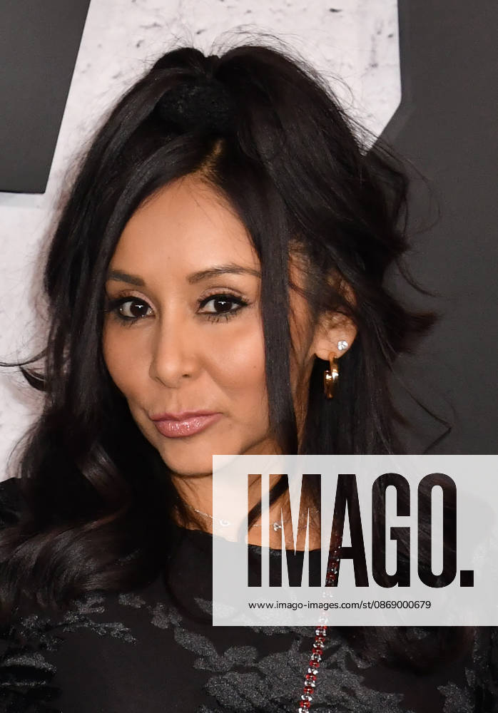 NEW YORK, NY - OCTOBER 8: Nicole ˜Snooki Polizzi at Dexter 20th Anniversary Celebration & Dexter: Resurrection Season 2 premiere at Chelsea Industrial on October 8, 2026 in New York City.