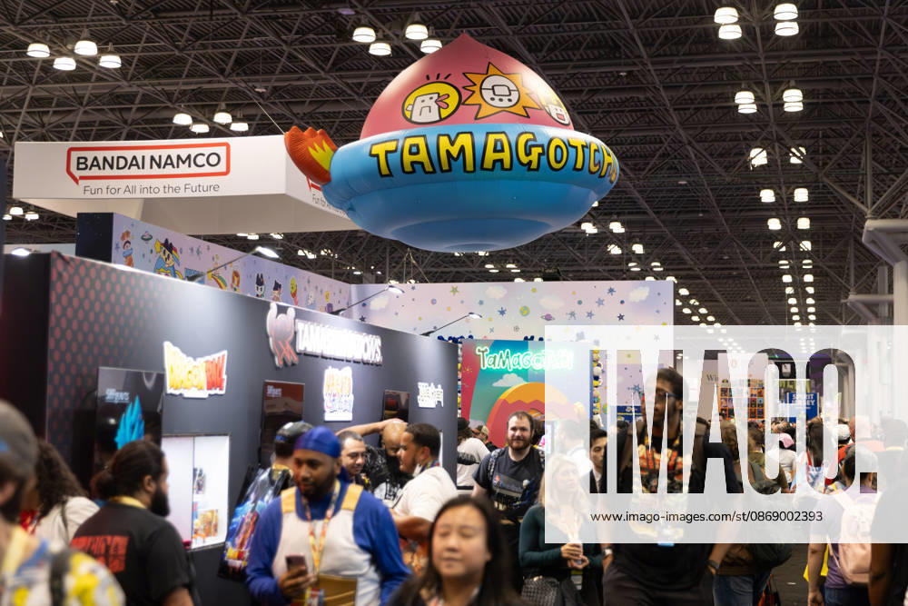 New York Comic Con 2026, People in costumes and makeup pose during New York Comic Con 2026 at the Javits Center in New York City, United States, on Thursday, October 8, 2026. NEW YORK NEW YORK UNITED OF AMERICA