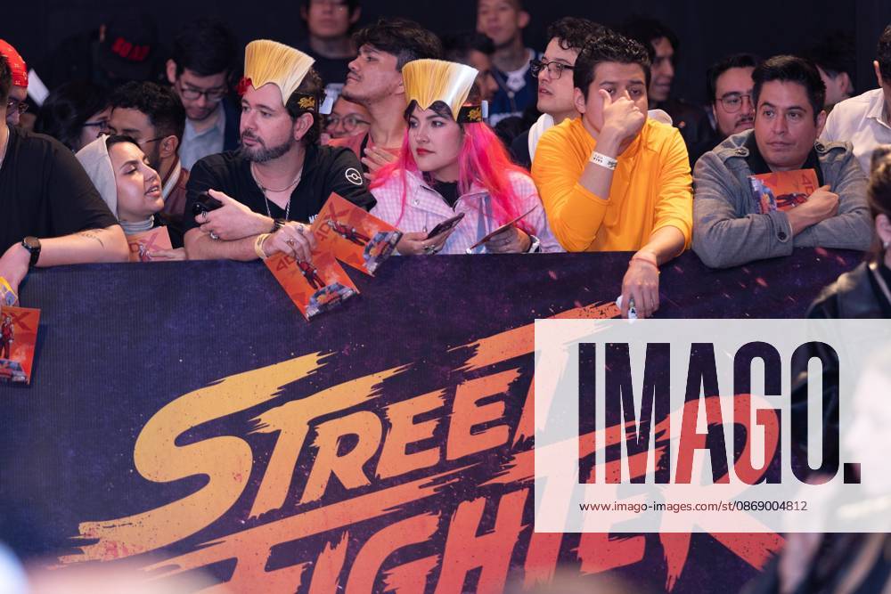 TO-45411 & x2013; Mexico City. October 8, 2026. fans during the "Street Fighter" movie fan event at Plaza Universidad in Mexico City. Clasos.com.mx - ZUMAcs4_ 20261008_faa_cs4_161