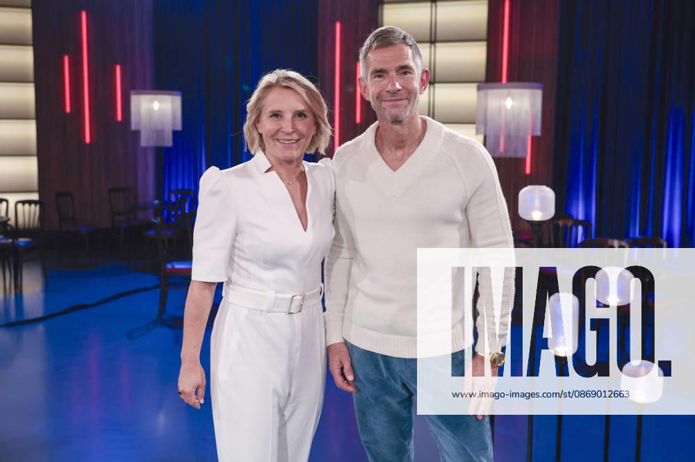 Susan Link und Micky Beisenherz bei der Aufzeichnung der WDR-Talkshow Kölner Treff im WDR Studio BS 3. Köln