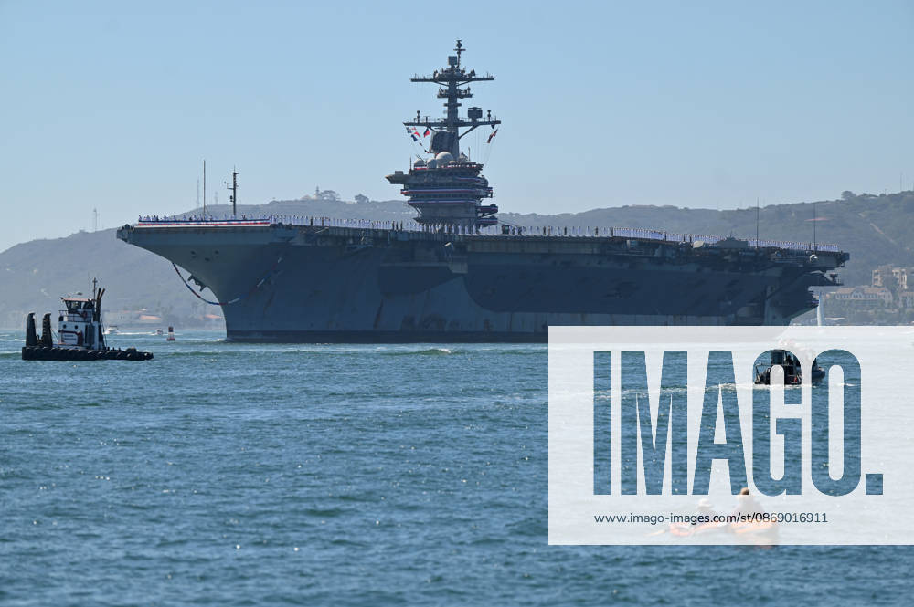 USS Abraham Lincoln returns to home port of San Diego after near-record deployment SAN DIEGO, UNITED STATES - OCTOBER 08: The USS Abraham Lincoln Nimitz-class aircraft carrier approaches its homeport at Naval Air Station North Island on return from its historic 10-month deployment on October 8, 2026 as seen from the Port of San Diego in San Diego, California, United States. The USS Abraham Lincoln (CVN 72) set a U.S. Navy record spending over 260 days consecutively at sea without a port call while playing a key role in Operation Epic Fury and regional maritime security operations in the Middle East. Carlos A. Moreno Anadolu San Diego United States. Editorial use only. Please get in touch for any other usage.