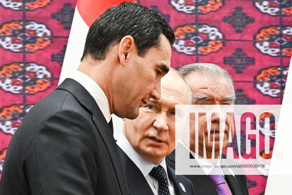 TURKMENISTAN, BALKAN PROVINCE - OCTOBER 9, 2026: Turkmenistan s President Serdar Berdimuhamedow, Russia s President Vladimir Putin, and Tajikistan s President Emomali Rahmon (L-R) during a photo op for participants ahead of a meeting of the CIS Council of Heads of State in Turkmenbasy Turkmenistan - ZUMAt113 20261009_zaa_t113_022