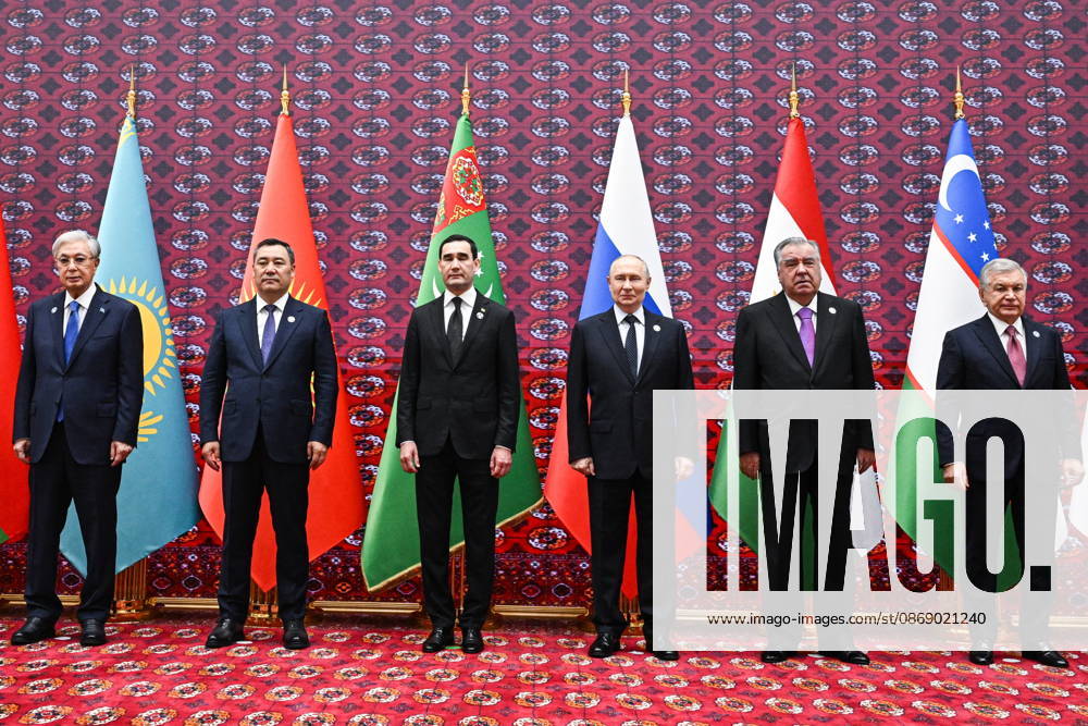 TURKMENISTAN, BALKAN PROVINCE - OCTOBER 9, 2026: Kazakhstan s President Kassym-Jomart Tokayev, Kyrgyzstan s President Sadyr Japarov, Turkmenistan s President Serdar Berdimuhamedow, Russia s President Vladimir Putin, Tajikistan s President Emomali Rahmon, and Uzbekistan s President Shavkat Mirziyoyev (L-R) pose during a photo op for participants ahead of a meeting of the CIS Council of Heads of State in Turkmenbasy Turkmenistan - ZUMAt113 20261009_zaa_t113_025