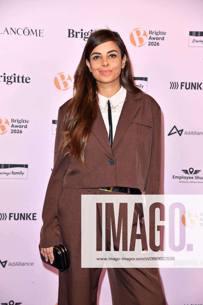 Collien Fernandes bei der Verleihung der Brigitte Award 2026 im Kino International in Berlin am 08.10.2026