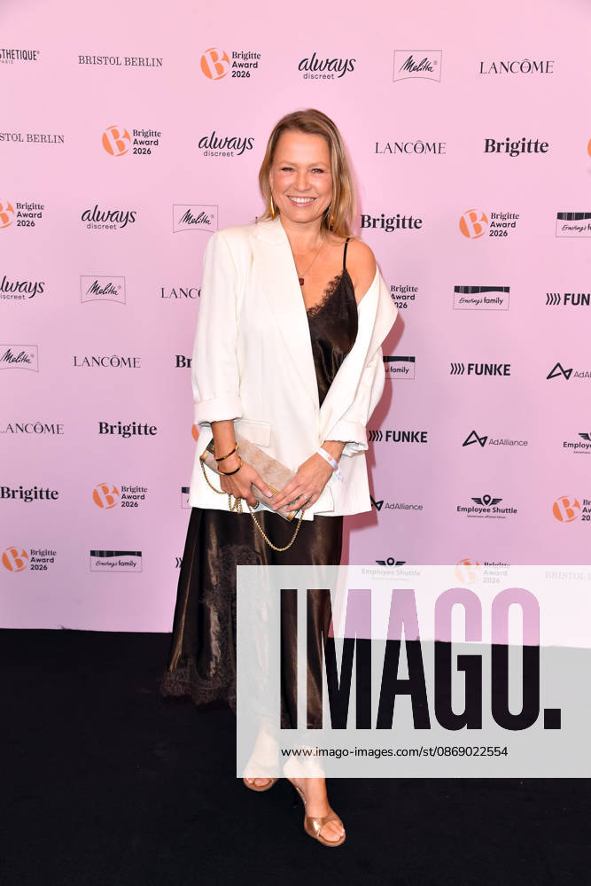 Nova Meierhenrich bei der Verleihung der Brigitte Award 2026 im Kino International in Berlin am 08.10.2026