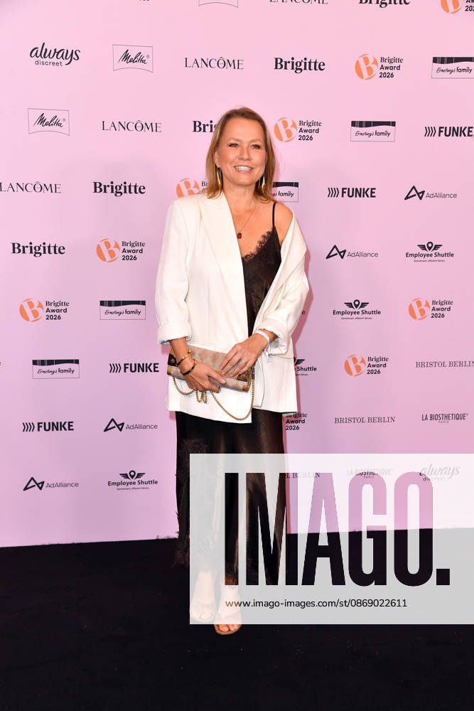 Nova Meierhenrich bei der Verleihung der Brigitte Award 2026 im Kino International in Berlin am 08.10.2026