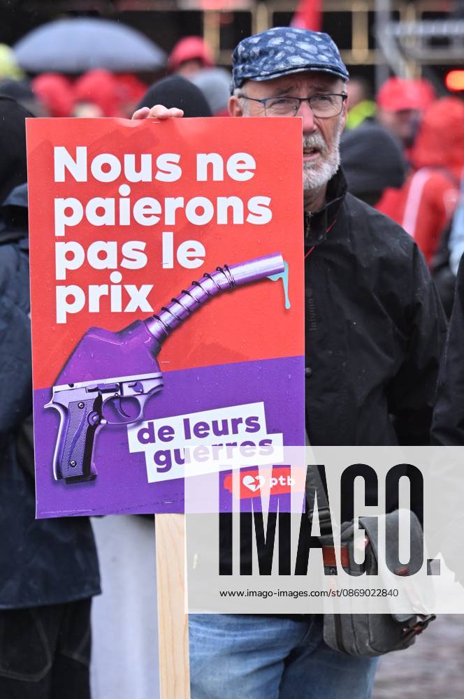 FGTB national demonstration « Pas dans nos poches ! » BRUSSELS, BELGIUM - OCTOBER 09 : FGTB national demonstration « Pas dans nos poches ! » against federal government budget measures on October 9, 2026 in Brussels, Belgium, 09 10 2026 Brussels Belgium
