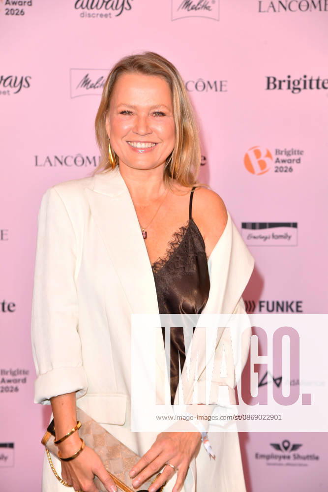 Nova Meierhenrich bei der Verleihung der Brigitte Award 2026 im Kino International in Berlin am 08.10.2026