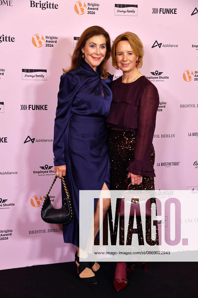 Alexandra von Rehlingen und Julia Becker bei der Verleihung der Brigitte Award 2026 im Kino International in Berlin am 08.10.2026