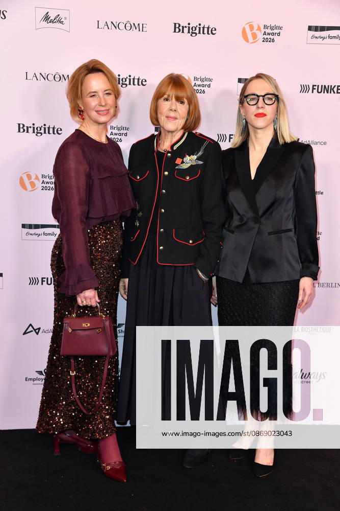 Julia Becker, Gisele Pelicot und Susanna Riethmuller bei der Verleihung der Brigitte Award 2026 im Kino International in Berlin am 08.10.2026