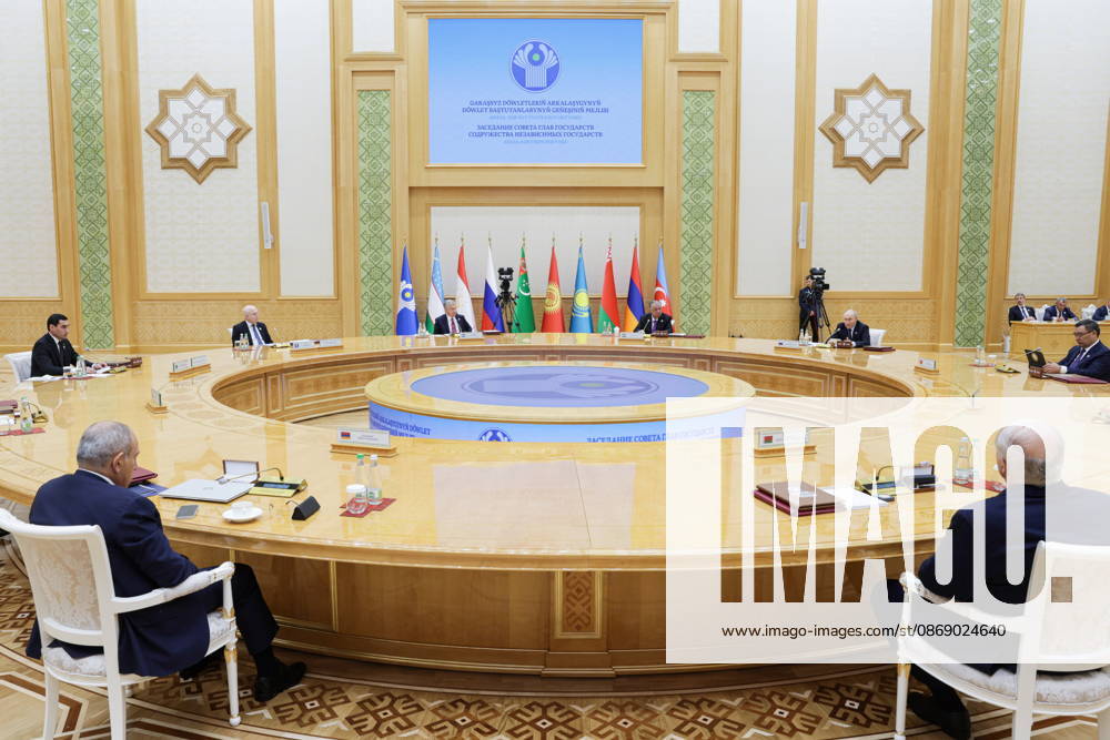 TURKMENISTAN, BALKAN PROVINCE - OCTOBER 9, 2026: Turkmenistan s President Serdar Berdimuhamedow, CIS Secretary General Sergei Lebedev, Uzbekistan s President Shavkat Mirziyoyev, Tajikistan s President Emomali Rahmon, Russia s President Vladimir Putin, Kyrgyzstan s President Sadyr Japarov (L-R back), Armenia s Prime Minister Nikol Pashinyan and Belarus President Aexander Lukashenko (L-R front) attend a meeting of the CIS Council of Heads of State in Turkmenbashi Turkmenistan - ZUMAt113 20261009_zaa_t113_040