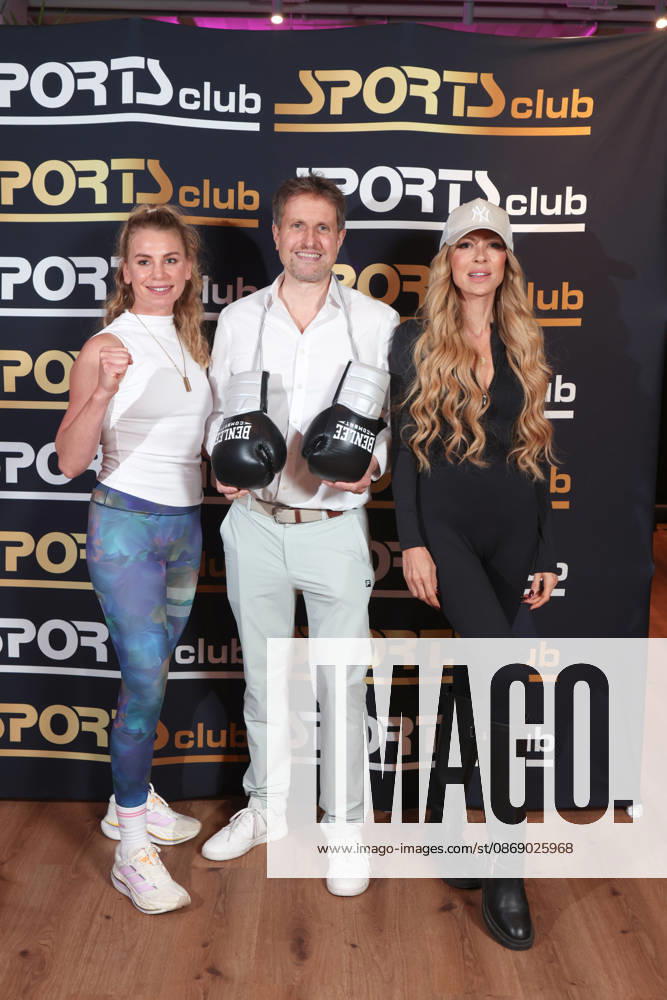 Boxerin Natalie Zimmermann, Gastgeber Alexander Sosa, Jenny Elvers, Fitnessgeräte statt Roter Teppich - das 20. Fitnessstudio vom Sports Club wurde in Hamburg-Poppenbüttel eröffnet, prominente Gäste probierten die Fitness- und Wellnessgeräte inklusive Ladies-Area, Saunen und Relaxpool auf 5000 Quadratmetern Fläche gleich aus, Hamburg 8.10.2026