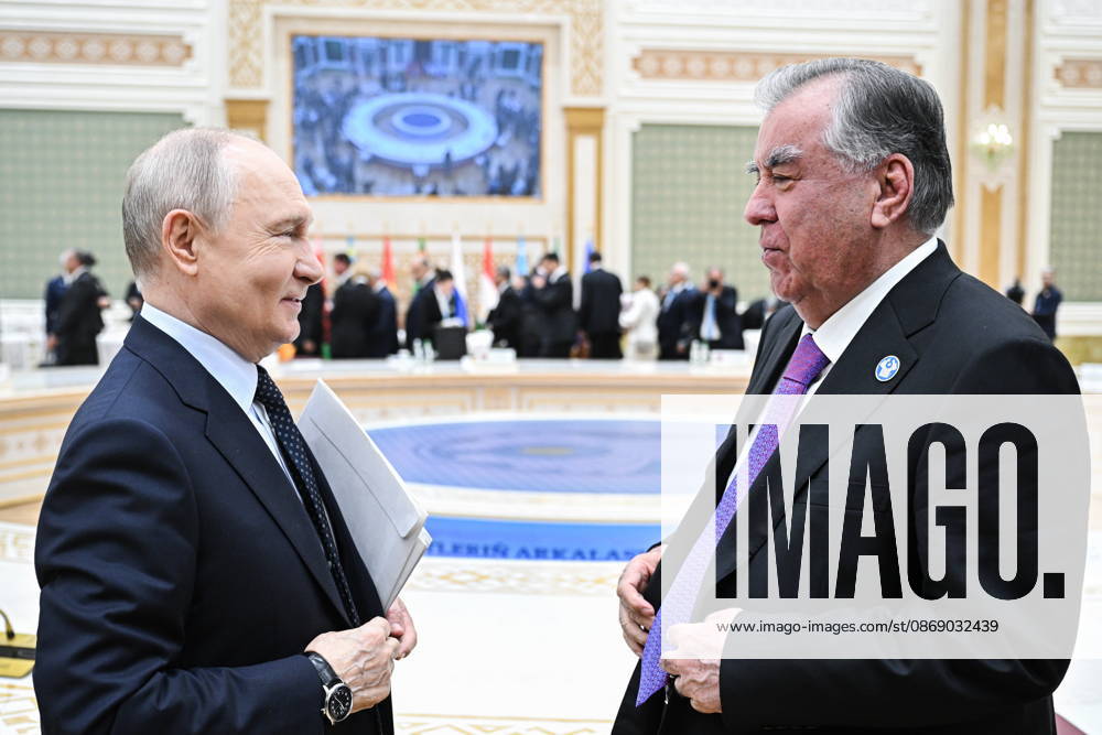 TURKMENISTAN, BALKAN PROVINCE - OCTOBER 9, 2026: Russia s President Vladimir Putin and Tajikistan s President Emomali Rahmon talk after a narrow-format meeting of the CIS Council of Heads of State in Turkmenbashi Turkmenistan - ZUMAt113 20261009_zaa_t113_148