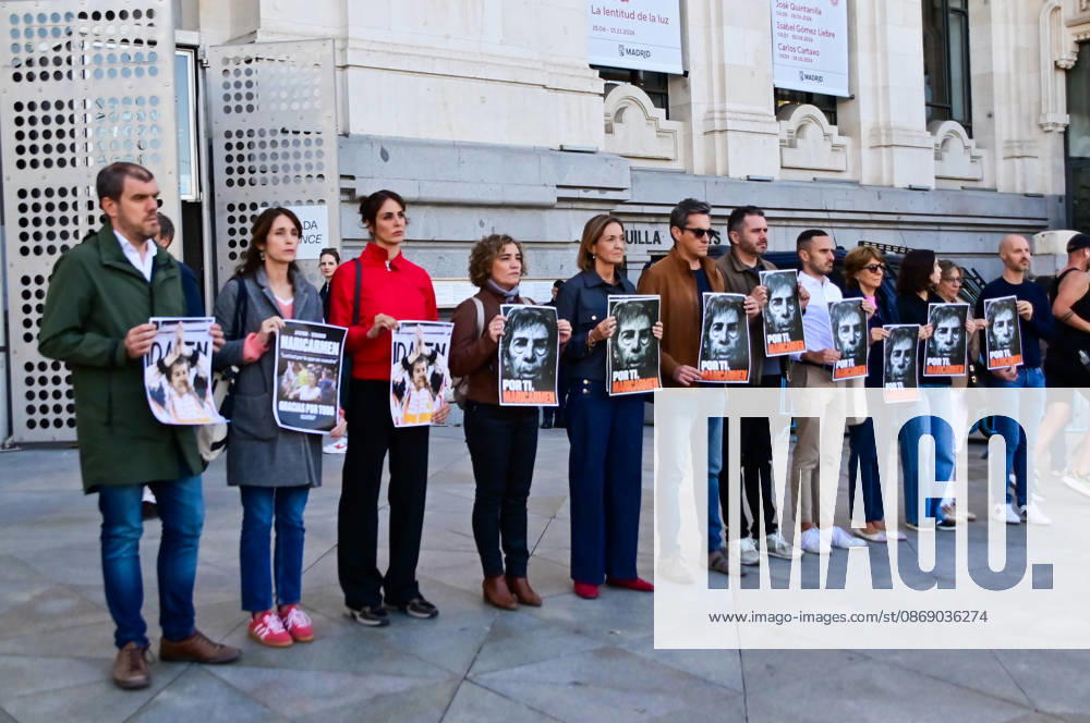 Members and representatives of the Madrid branch of the Spanish Socialist Workersâ€⠢ Party (PSOE) observe a minute of silence outside Madrid City Hall in memory of Maricarmen, who died after being evicted from her home. Her death has become a symbol of the housing crisis and the struggle against real estate speculation. Madrid SPAIN - ZUMAz108 20261009_znp_z108_002