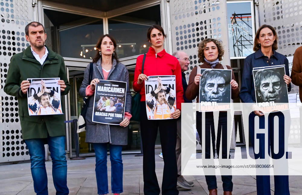 Members and representatives of the Madrid branch of the Spanish Socialist Workersâ€⠢ Party (PSOE) observe a minute of silence outside Madrid City Hall in memory of Maricarmen, who died after being evicted from her home. Her death has become a symbol of the housing crisis and the struggle against real estate speculation. Madrid SPAIN - ZUMAz108 20261009_znp_z108_008